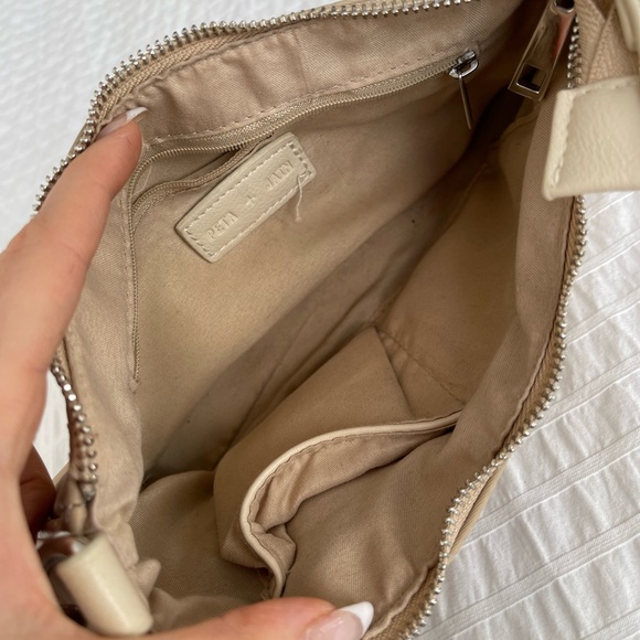 Peta and Jain beige nylon shoulder bag - Picture 2 of 3
